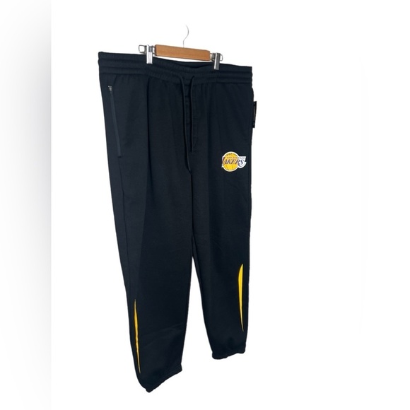 NBA LOS Angeles Lakers Men’s Sweatpants - Picture 3 of 11